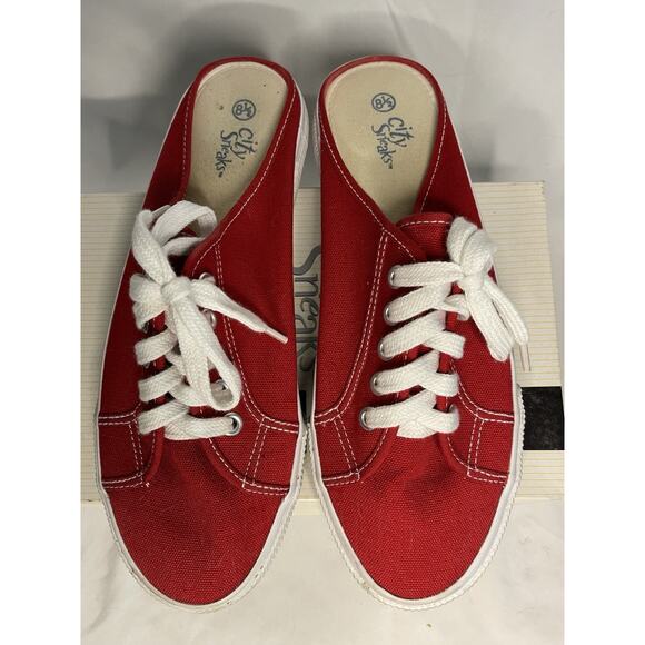 City Sneaks Slip-On Sneakers Women’s Size 8.5 Red Shoe Christmas Canvas Casual - Picture 5 of 11